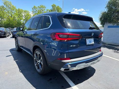 Used 2023 BMW X5 sDrive40i w/ Parking Assistance Package RWD image 3