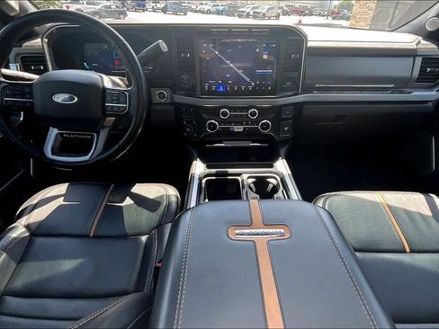 Used 2024 Ford F250 Platinum AWD/4WD image 15