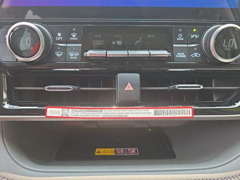 New 2026 Toyota Highlander XLE AWD/4WD image 21