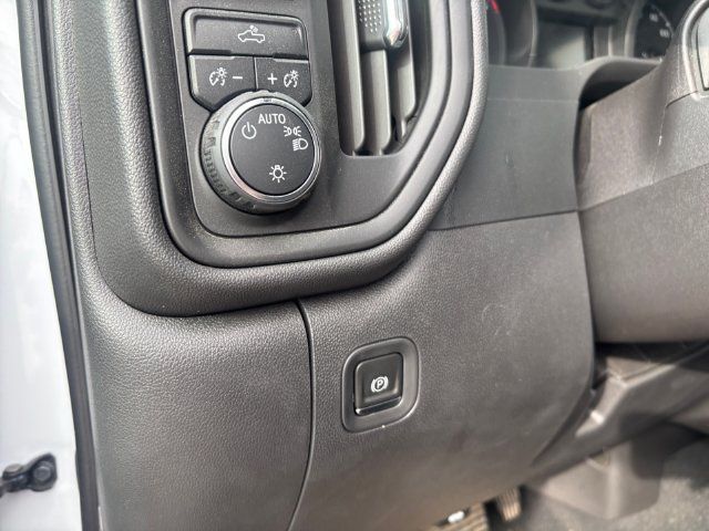 Used 2024 Chevrolet Silverado 1500 Custom Trail Boss AWD/4WD image 29