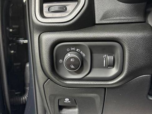 New 2026 RAM 1500 Express AWD/4WD image 10