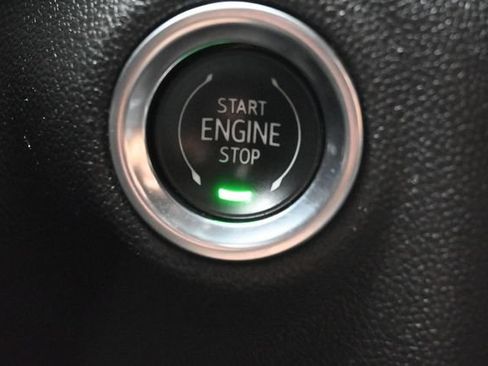 Used 2021 GMC Sierra 1500 AT4 w/ Technology Package AWD/4WD image 21