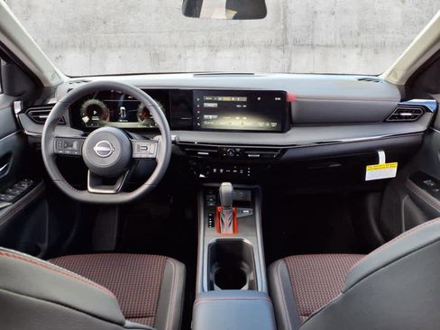 New 2025 Nissan Kicks SR image 29
