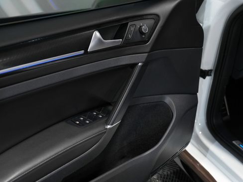 Used 2019 Volkswagen Golf 4MOTION HATCHBACK SEDAN 4D image 21