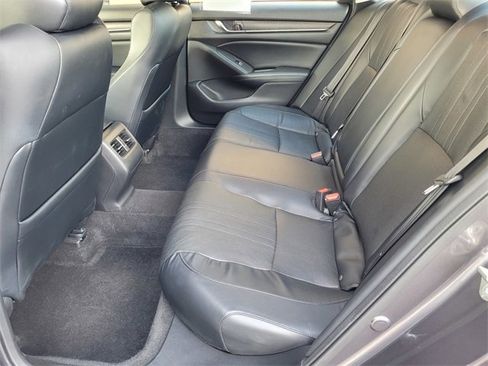 Used 2018 Honda Accord EX-L image 18