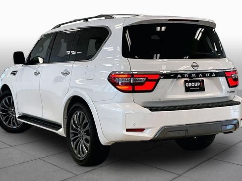 Used 2024 Nissan Armada Platinum w/ Captain's Chairs Package RWD image 11