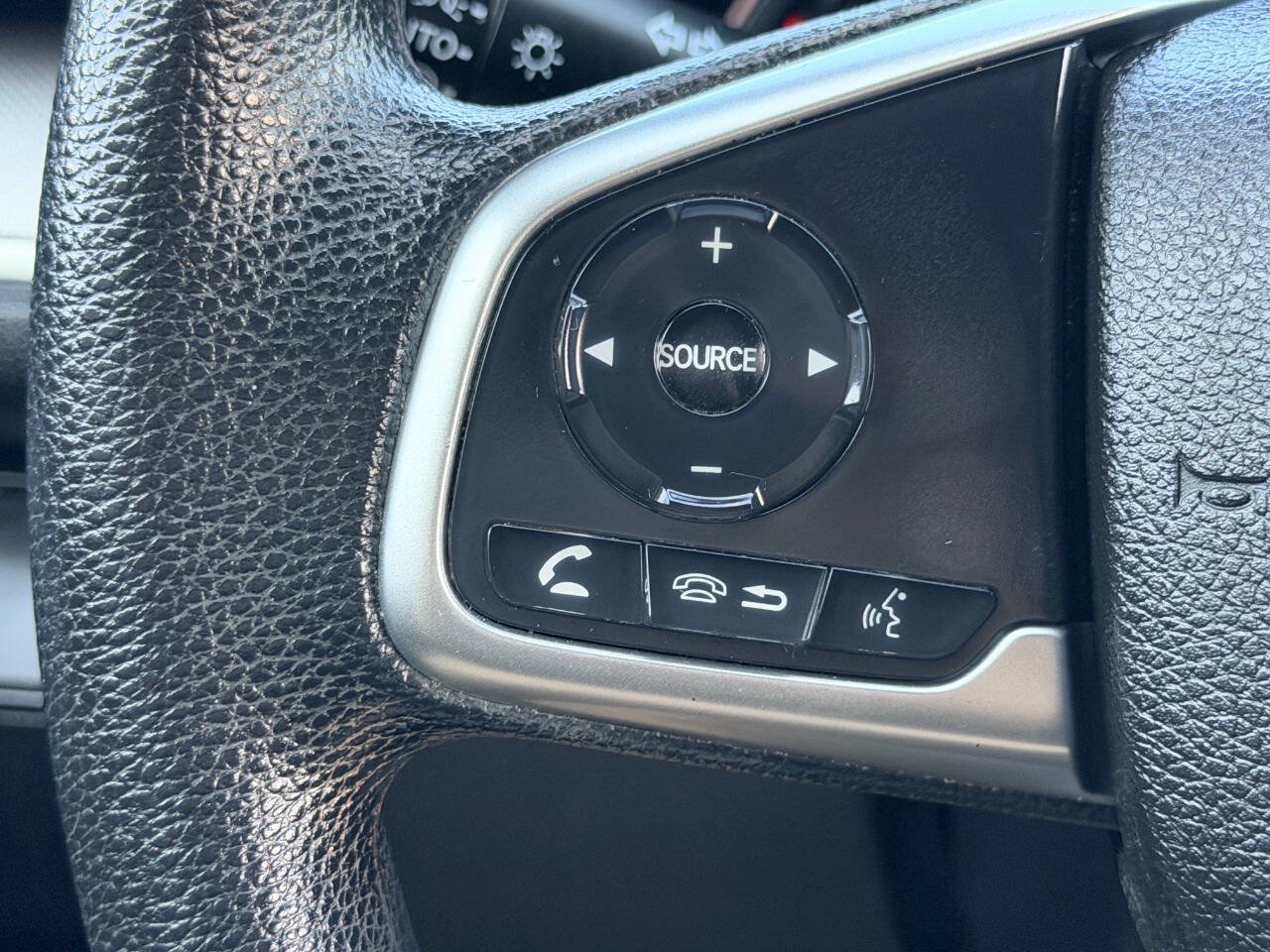 Used 2018 Honda Civic LX image 30