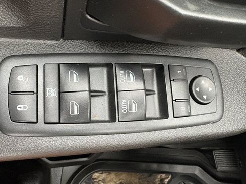 Used 2018 RAM 2500 Tradesman w/ Chrome Appearance Group AWD/4WD image 20