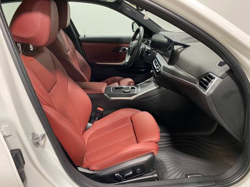 Certified 2024 BMW 330i xDrive 330i xDrive w/ Convenience Package image 19