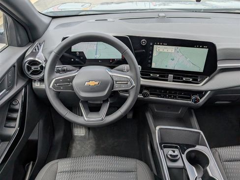 New 2026 Chevrolet Equinox LT image 11