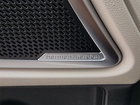 Certified 2023 Kia Telluride SX image 24