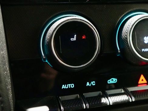 Used 2015 Jaguar F-TYPE S image 23