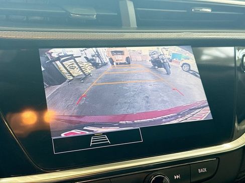 Used 2021 Buick Encore GX Select w/ Experience Buick Package AWD/4WD image 14