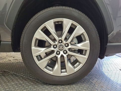 Used 2024 Toyota RAV4 Limited image 33
