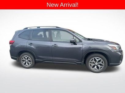 Used 2021 Subaru Forester Premium w/ Popular Package #1