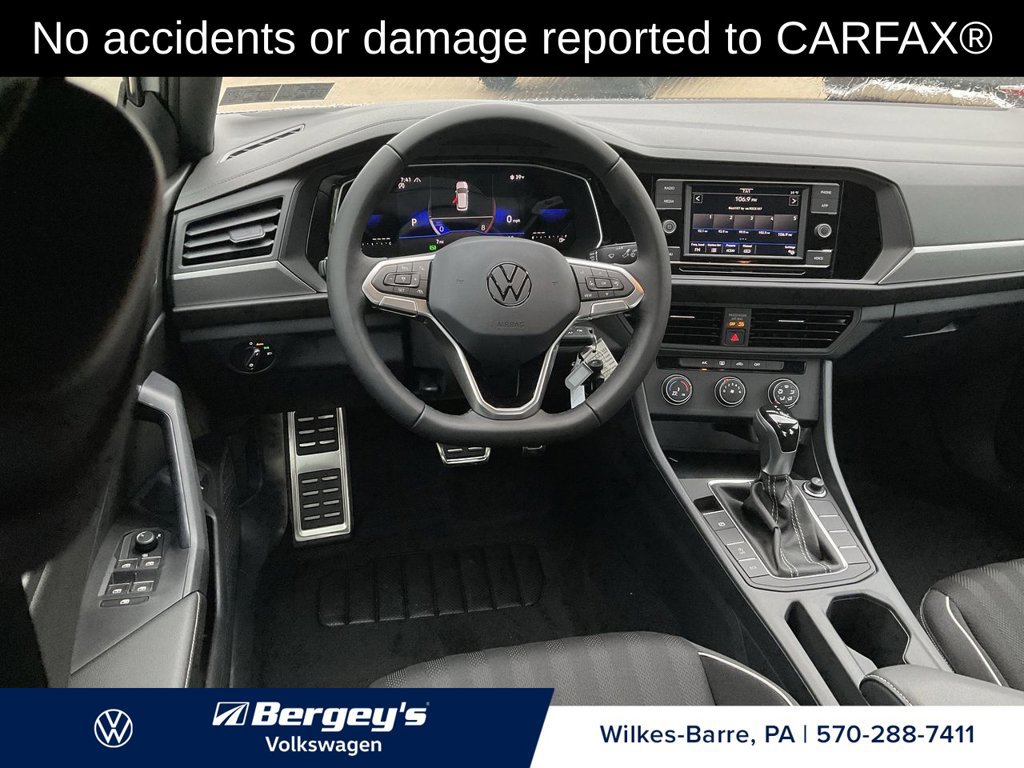 Used 2023 Volkswagen Jetta Sport FWD image 2