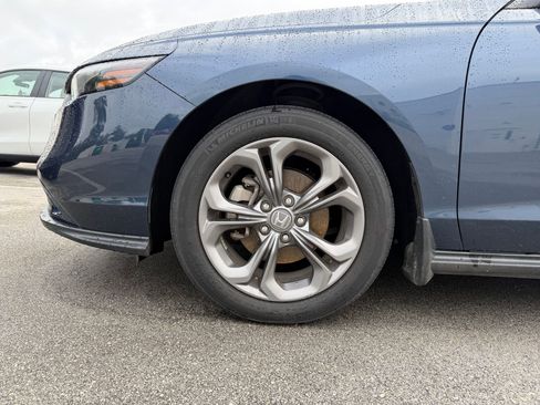 Used 2023 Honda Accord EX image 6