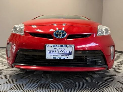 Used 2015 Toyota Prius Two FWD image 3