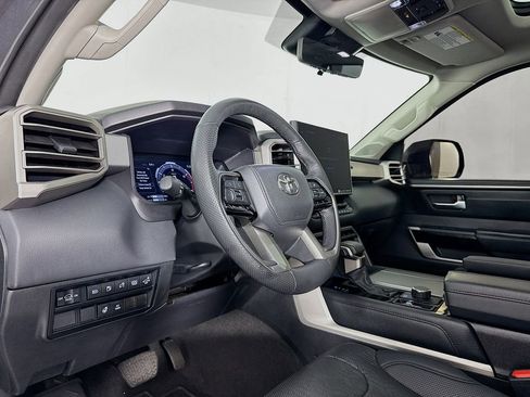 Used 2023 Toyota Sequoia Limited image 12