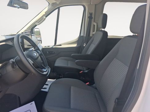 Used 2024 Ford Transit 350 XLT RWD image 9