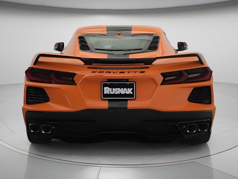 Used 2022 Chevrolet Corvette Stingray Premium Cpe w/ Z51 Performance Package RWD image 5