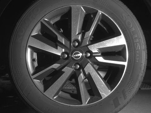 Used 2025 Nissan Versa SV FWD image 14