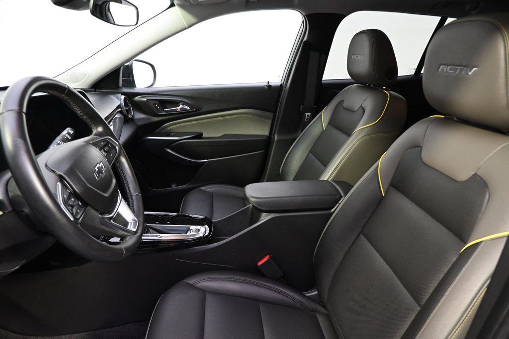 Used 2024 Chevrolet Trax ACTIV w/ Sunroof Package FWD image 13