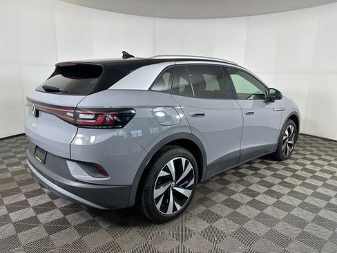 Used 2022 Volkswagen ID.4 Pro S w/ Gradient Package image 3