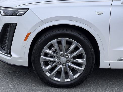 Used 2023 Cadillac XT6 Premium Luxury w/ Platinum Package image 36