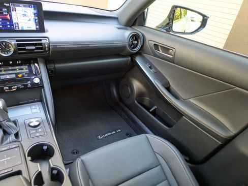 Used 2023 Lexus IS 350 F Sport w/ Navigation Package RWD image 15