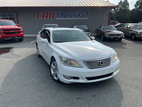 Used 2010 Lexus LS 460 RWD image 1