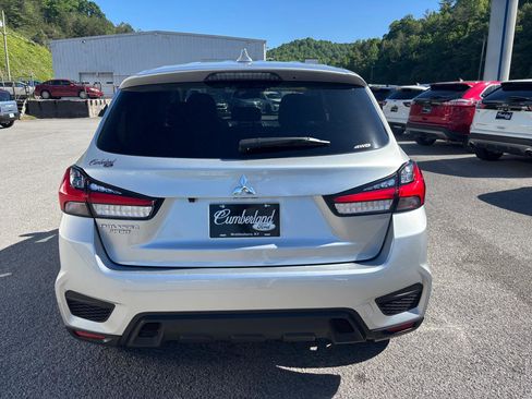 Used 2025 Mitsubishi Outlander Sport ES AWD/4WD image 3