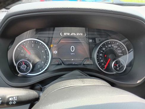 New 2026 RAM 1500 4x4 Crew Cab image 14
