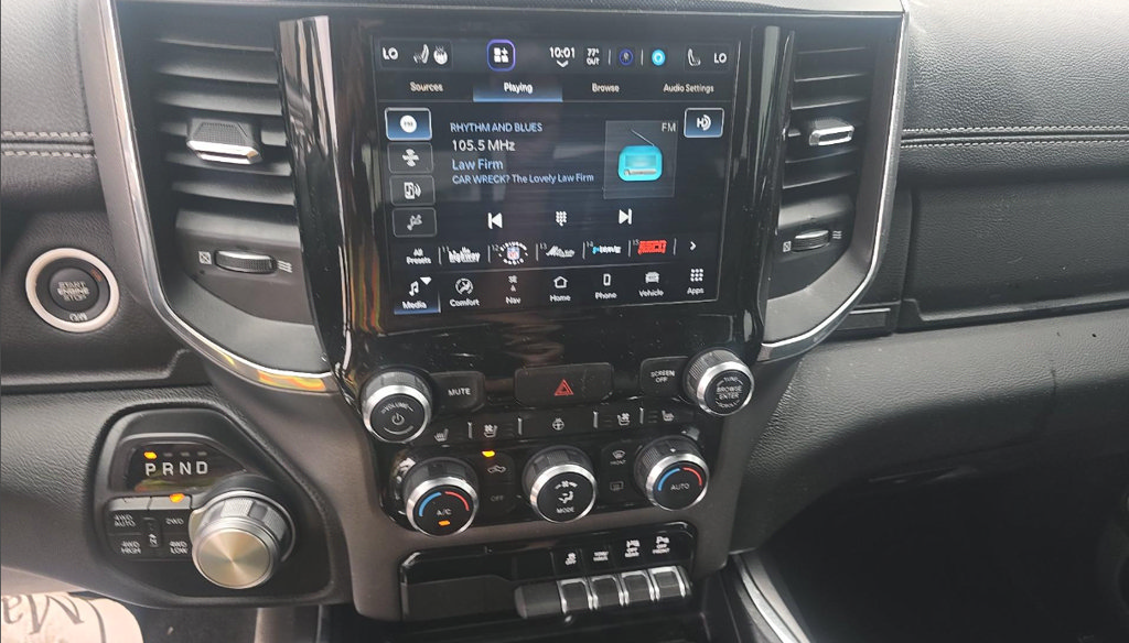 Used 2022 RAM 1500 Laramie AWD/4WD image 10