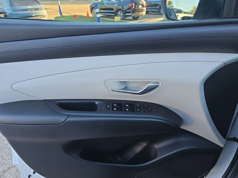 Certified 2026 Hyundai Tucson SE image 24