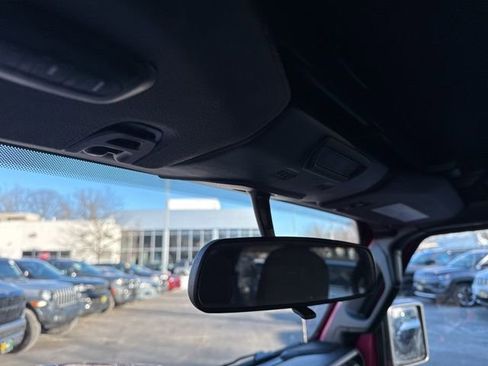 Used 2022 Jeep Wrangler Unlimited Sport image 42