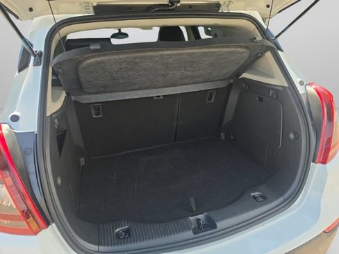 Used 2022 Buick Encore Preferred FWD image 10