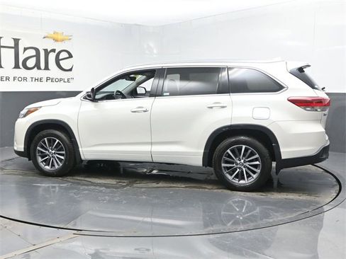 Used 2018 Toyota Highlander XLE image 51