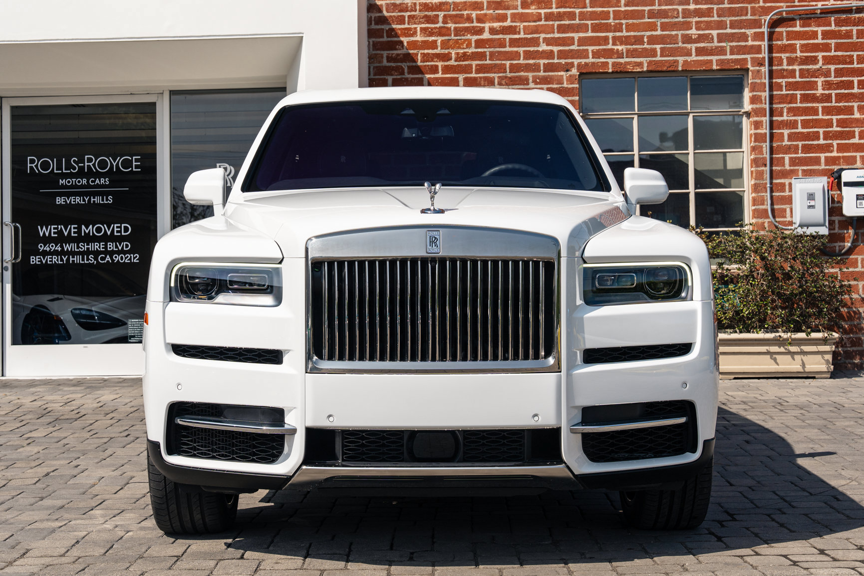 Used 2023 Rolls-Royce Cullinan w/ Technology Package AWD/4WD image 5