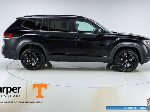 Used 2022 Volkswagen Atlas SE w/ Panoramic Sunroof Package image 10