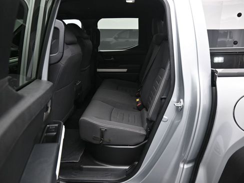 Used 2024 Toyota Tacoma TRD Off-Road image 18