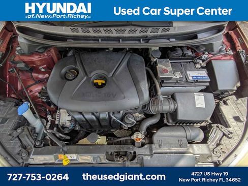 Used 2013 Hyundai Elantra GLS FWD image 12