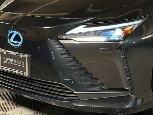 Certified 2023 Lexus RZ 450e Premium w/ Accessory Package (Z1) image 3