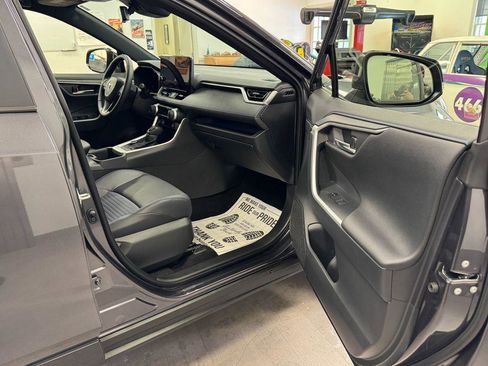 Used 2025 Toyota RAV4 XSE w/ Weather Package image 16