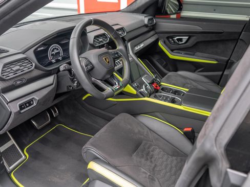 Used 2021 Lamborghini Urus AWD/4WD image 8