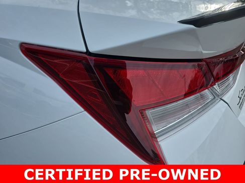 Certified 2025 Hyundai Elantra Sport image 34