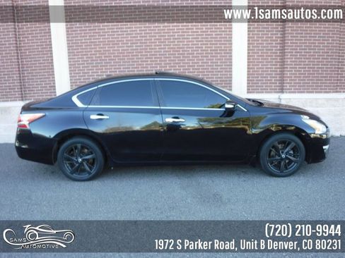 Used 2015 Nissan Altima 2.5 SL w/ Moonroof Package image 18