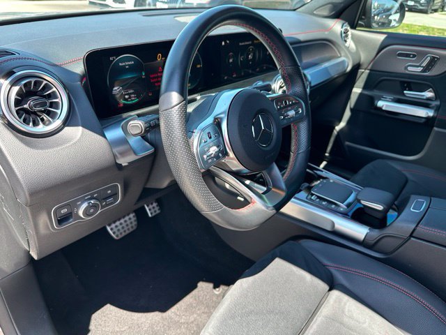 Used 2023 Mercedes-Benz EQB 300 4MATIC image 20