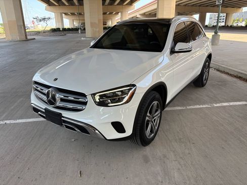 Used 2020 Mercedes-Benz GLC 300 image 4
