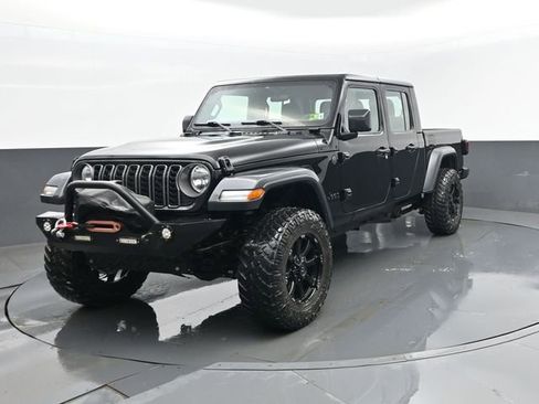 Used 2024 Jeep Gladiator Sport AWD/4WD image 20